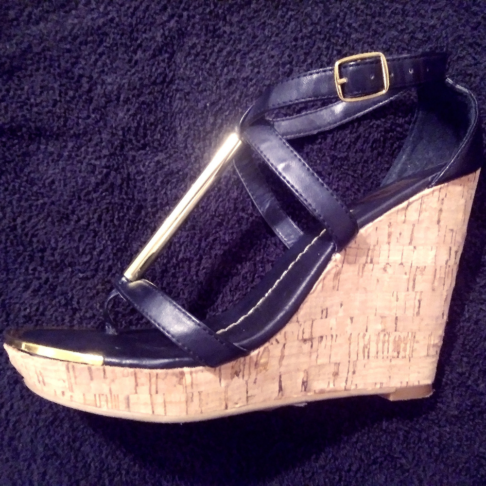 DV by Dolce Vita Black Tremor Wedge Sandals Shoes